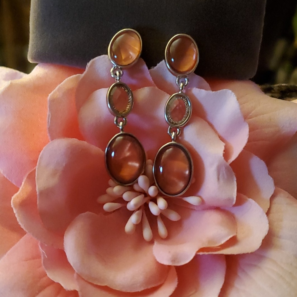 Jewelry - Picture 2 of 2